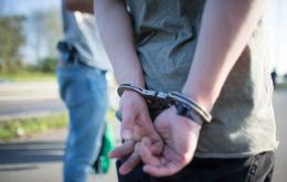 The bill would allow criminal responsibility from age 14, while framing detention as exceptional and limited to serious offences. In those cases, it sets a maximum prison sentence of up to 15 years