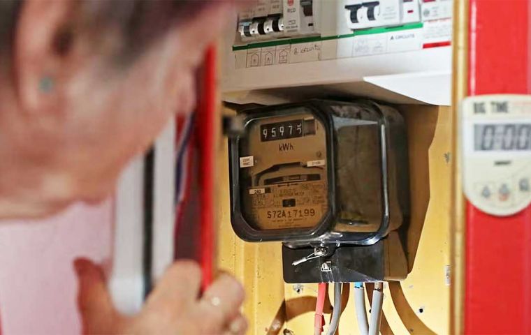 Energy regulator Ofgem has now confirmed the energy price cap for April will fall by 7%.