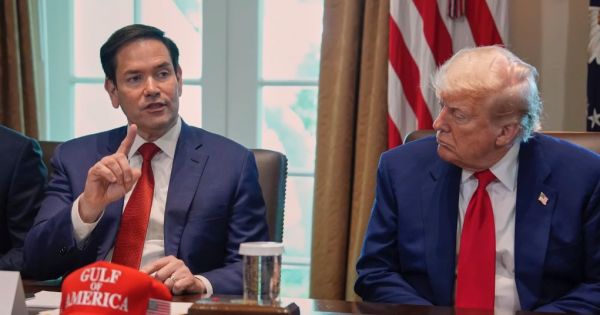 Trump floats a “friendly takeover” of Cuba, says talks are under way with Havana