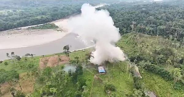 Ecuador and U.S. Forces Destroy FARC Dissident Training Camp in Amazon Region