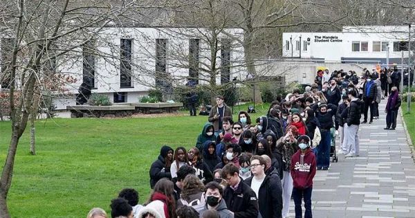 Falklands, concerns on the Meningitis B outbreak in UK; Islands’ children have been vaccinated since 2025