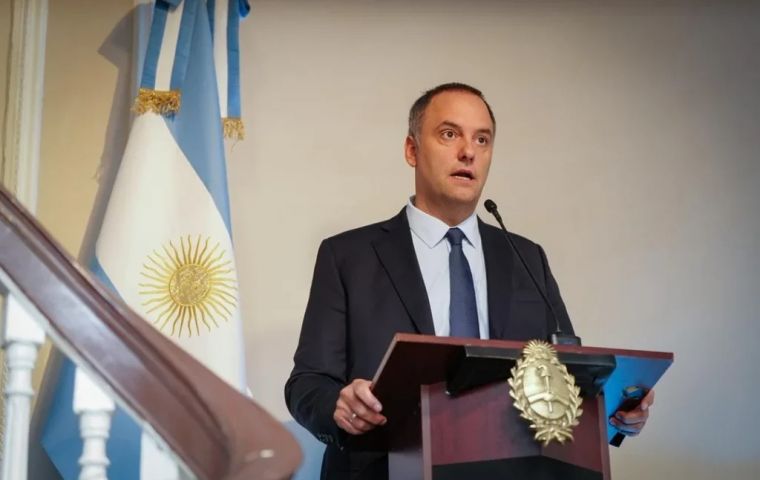 The case comes amid a string of controversies surrounding Adorni since it emerged that his wife traveled aboard the presidential aircraft during a Javier Milei trip to the United States