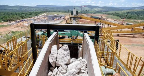 Lula warns he will not allow others to seize Brazil's critical minerals