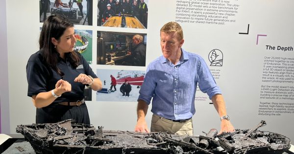 Falklands heritage trust takes Endurance replica on first UK tour