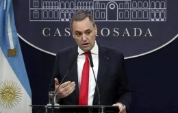 The property, located on Mir&oacute; street in one of the neighborhood's most sought-after areas, was financed almost entirely through a $200,000 non-bank mortgage provided by the sellers themselves