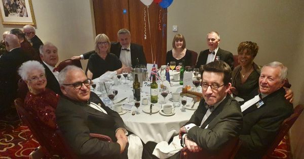 Falklands representative honors 1982 war veterans at UK reunion