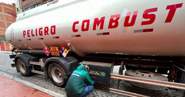 Bolivia: probe into ring that stole and adulterated fuel imported through Chilean ports