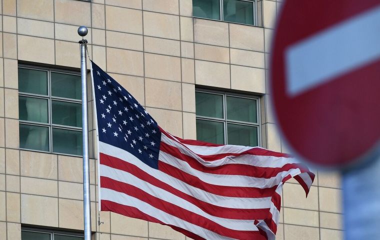 Irazmar Carbajal de Jes&uacute;s agreed to transfer approximately $99,500, delivered in cash in the Dominican Republic, to a bank account in Fort Lauderdale, Florida