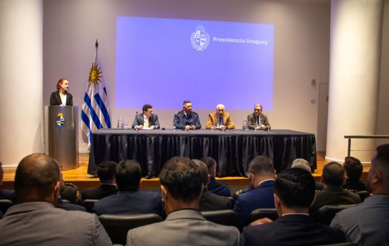 Uruguayan Interior Minister Carlos Negro opened the conference and stressed that regional security requires coordinated action beyond national borders