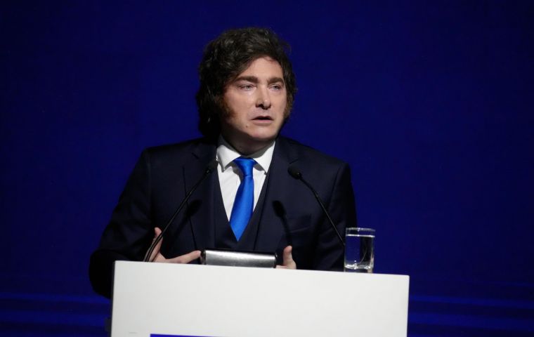 Milei called on citizens to be patient and rejected proposals to ease monetary policy