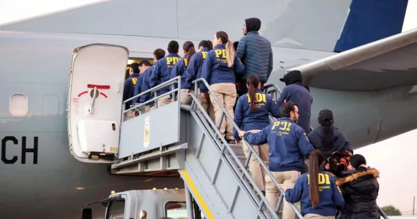 Chile launches deportation flights under Kast with 40 migrants expelled to Bolivia, Ecuador and Colombia
