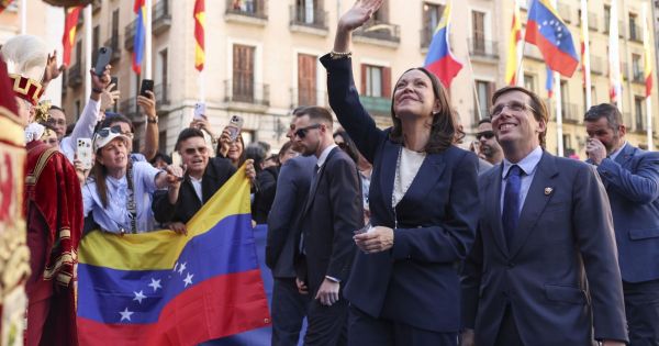 Maria Corina Machado draws thousands of Venezuelans in Madrid, declares: “Today we begin the journey home”