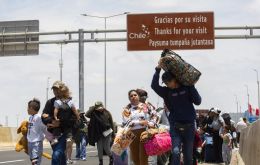 Of the more than 336,000 migrants in irregular status in Chile, 75% are Venezuelan
