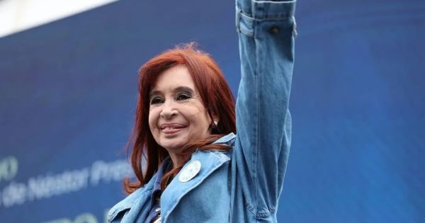 Argentine court orders execution of Cristina Kirchner's assets for about $480 million in Vialidad case
