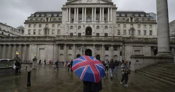 UK government borrowing costs rise to their highest since 2008 financial crisis
