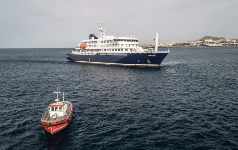 The MV Hondius is expected to take between three and four days to reach the Canary Islands from its current position off Cape Verde