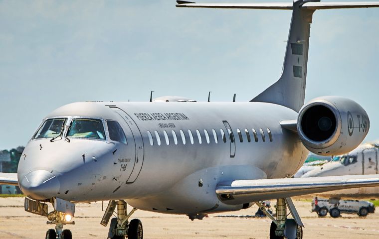 Regional One Inc. won the bid with an ERJ-140LR for $4.085M and 33,516 flight hours, despite cannibalized parts, corrosion, leaks, and four fewer seats than the only other bidder's aircraft.