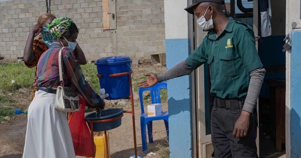 WHO warns of “magnitude and speed” of Ebola outbreak in Congo with 131 deaths and cases in Uganda