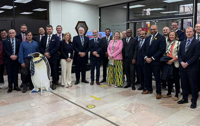 The delegation at the Chilean Antarctic Institute 