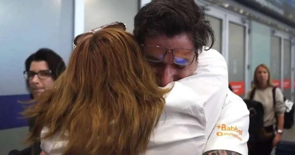 US citizen taken during Pinochet dictatorship reunited with Chilean mother after 35 years