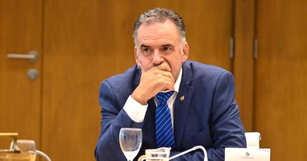 Uruguayan opposition accuses Orsi of “mocking” public after response on vehicle discount