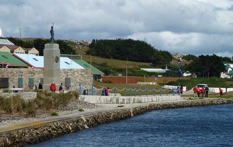 UK counters that descendants of British settlers, present since the 1830s, possess the right to self-determination 
