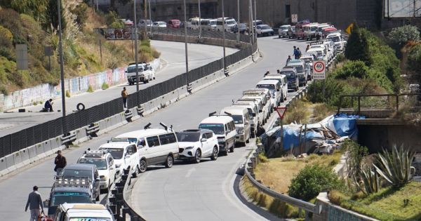La Paz endures a month of blockades as food and fuel shortages deepen