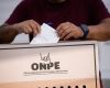 The mission nonetheless noted delays of up to an hour in the opening of polling tables in Lima, mainly due to the absence of their members