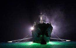 Spain controls much of the world's Loligo squid catch, mainly through the roughly 16 licences granted by the Falklands to fish in their waters, with catches close to 50,000 tons a year