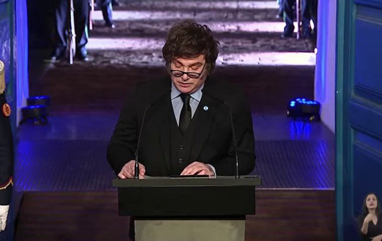 Milei reviewed what he considered the achievements of his administration and asked the governors present to renew their votes and ratify the Pacto de Mayo