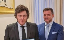 The conflict had become public in April, when Nimo said on social media that Bunge had taken away the office where he received businesspeople interested in investing in Argentina