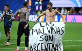 The banner was reportedly thrown from the stands. FIFA's code of conduct prohibits political flags and items inside stadiums. Photo: SHAUN BOTTERILL / GETTY IMAGES