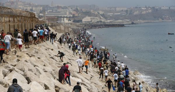 Conflicting accounts over whether Spanish intelligence warned of mass entry into Ceuta