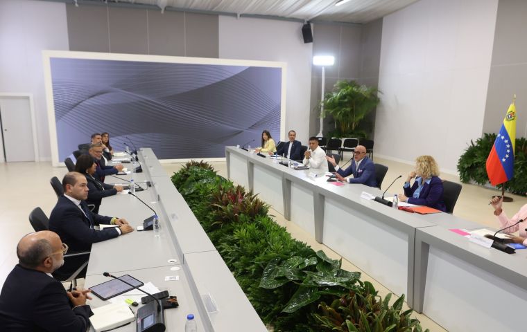 The government and opposition delegations during the first meeting at the La Carlota Convention Center in Caracas