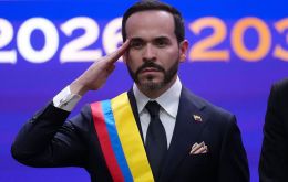 Abelardo de la Espriella delivers his first speech as president at the Pichincha Battalion in Cali