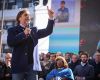 Lacalle Pou spoke for around half an hour before more than a thousand party members in Montevideo's Plaza Matriz, after several months of keeping a low profile