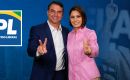 We have set our disagreements aside. What family is perfect? Let anyone without family problems raise their hand, the former first lady said at the end of the event