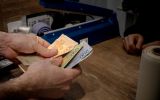 The report, which combines bank and non-bank financing, counts 20.4 million people holding some form of credit, of whom 5.3 million &mdash; 26.1% &mdash; were more than 90 days behind on payments