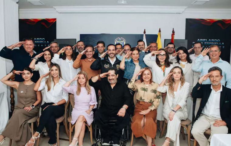 The presidency's legal secretary, Andr&eacute;s Barreto, said the initiative encroaches on exclusive powers of the national government, such as barring the government from organising public employment. 