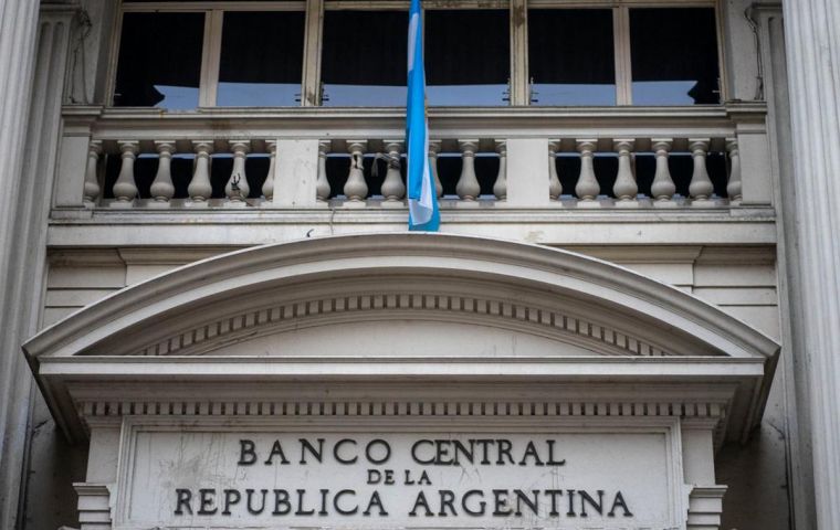 The bill also prohibits the purchase of national, provincial or municipal government bonds on the primary market, the mechanism through which the central bank has historically financed the Treasury