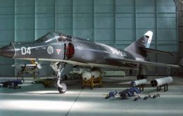 The retirement forms part of the Plan Dédalo, a five-year restructuring of Naval Aviation drawn up from a study begun in 2025 and approved by the Navy's General Staff