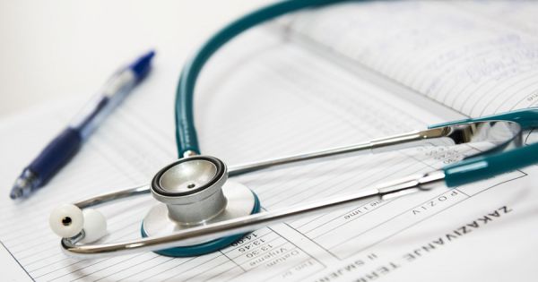 When Can a Second Medical Opinion in Switzerland Change a Treatment Plan?