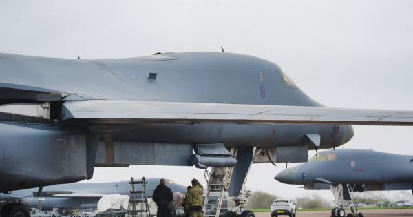 Estados Unidos saca sus aviones de Gran Bretaña
