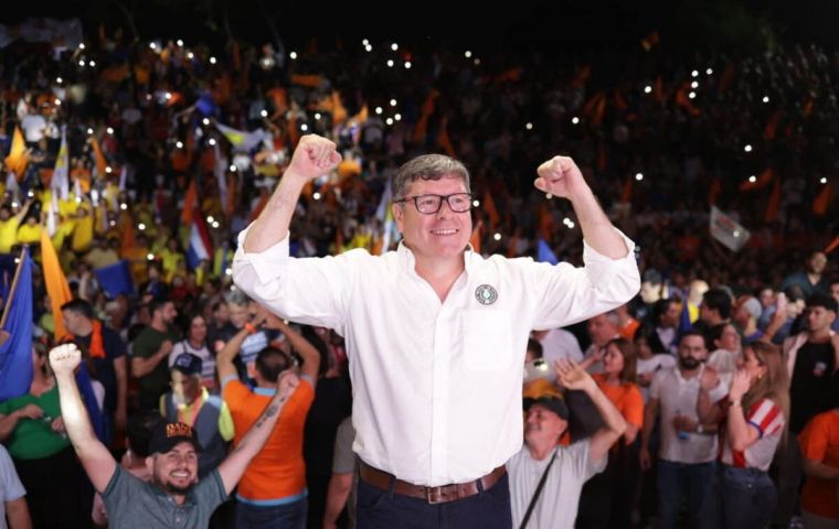 In Ciudad del Este, Daniel Pereira Mujica of the opposition Yo Creo party won with 72.83%, keeping the city in the hands of the party previously led locally by Miguel Prieto