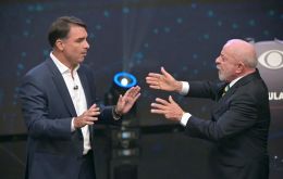 The face-off, lasting more than two hours, was held at the headquarters of the Band network in S&atilde;o Paulo and was the first of the campaign: neither candidate had attended the first-round debates
