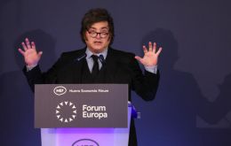 Milei explained why he has not met S&aacute;nchez on any of his seven visits to Spain as head of state: &ldquo;I&rsquo;m not going to see a criminal thief like Pedro S&aacute;nchez”