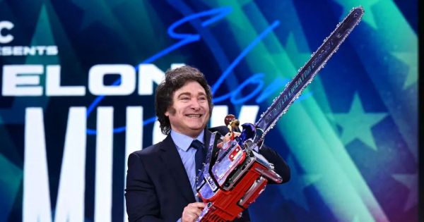 Trumps favorite president and Argentinas Economic Chainsaw Massacre - MercoPress thumbnail