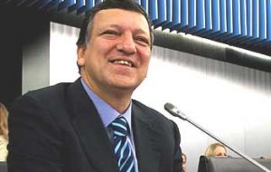 EC President José Durao Barroso hopes the proposed measures be approved this quarter