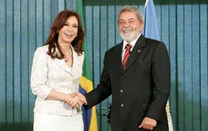 Brazil's Lula da Silva expects no mayor policies changes from elected President Cristina Kirchner