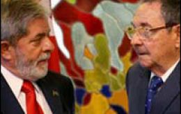 Pte. Lula and Raul Castro